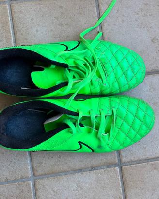 Scarpe calcio Nike uomo/bambino (38)
