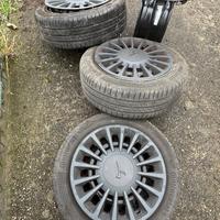 Pneumatici cerchioni e copri cerchi Lancia Ypsilon