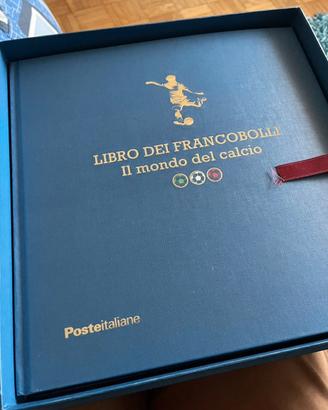 Libro francobolli del mondo del calcio