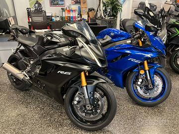 Yamaha YZF R6 DUE UNITA DISPONIBILI LEGGERE DESCRI