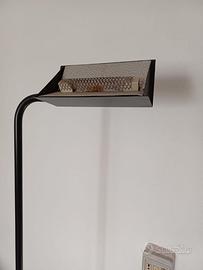 piantana con lampada alogena