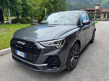 Audi Q3 40tfsi quattro