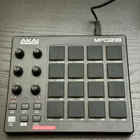 AKAI MPD218 PAD CONTROLLER MIDI USB