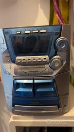 STEREO PANASONIC SA-AK22 CON CARICATORE 5CD E AUX