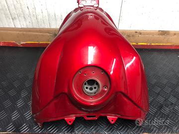 Serbatoio Yamaha R1 04-06