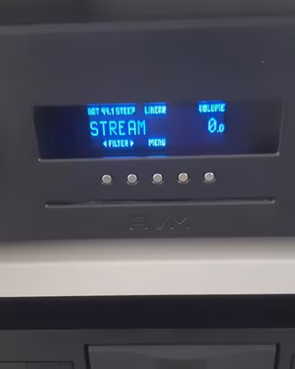 AVM COMPACT STREAMER CS 8.2 cd player /pre valvole