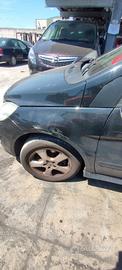 MERCEDES BENZ CLASSE B 180 2010 PARAFANGO SX/DX