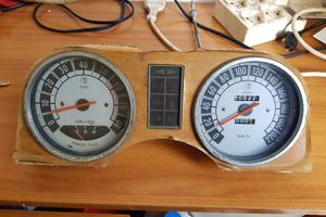 2 quadrostrumenti Alfa Romeo 2000 berlina e giulia