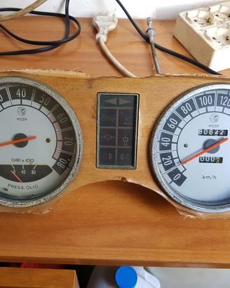 2 quadrostrumenti Alfa Romeo 2000 berlina e giulia