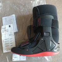 Stivaletto ortopedico 