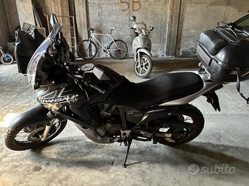 Honda Transalp 700