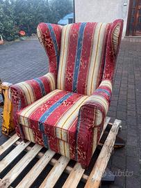 Coppia di poltrone usate