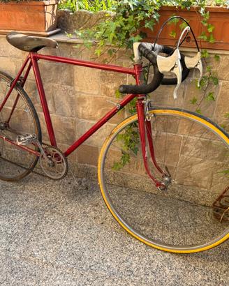 Bici da corsa vintage mondial