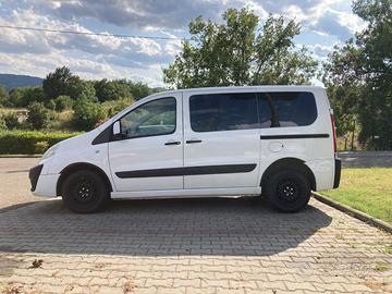 Fiat Scudo 8 posti passo corto - van-
