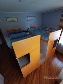 camera soppalco per 3 più scrivania e comodini