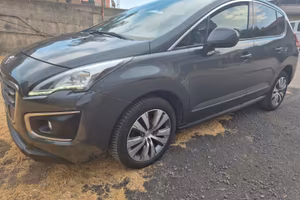 Peugeot 3008 1.6 HDi 115CV Business