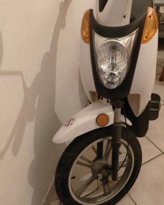 bici scooter elettrico 