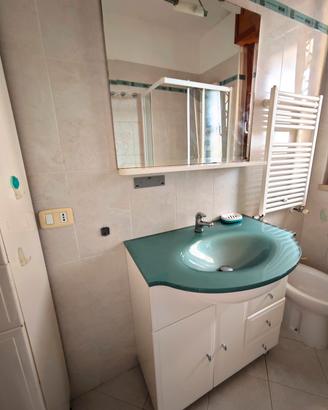 MOBILE BAGNO E COMPLEMENTI