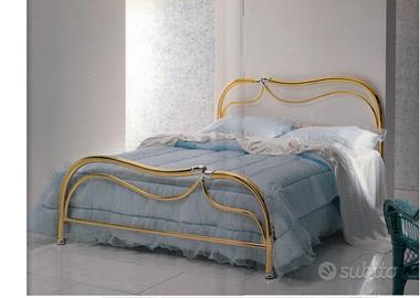 Letto in ottone