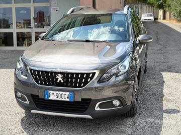 Peugeot 2008 BlueHDi 120 EAT6 S&S Allure