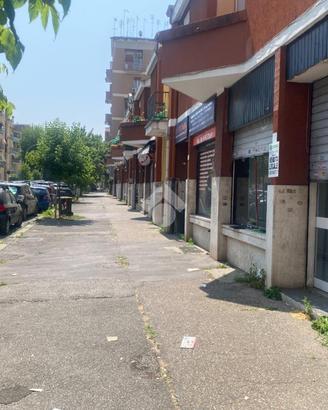 NEGOZIO A ROMA