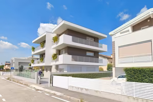 Pronta consegna nuovo 3 camere con terrazza
