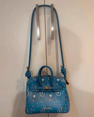 borsa blu effetto bandana