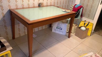 Tavolo da pranzo legno e vetro temperato