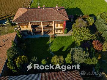 ESPLORA QUESTO SPAZIO MAGICO NEL CUORE DELLA NATUR