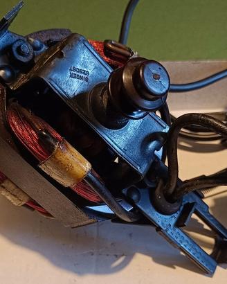 Macchina da cucire Singer 418 - motore