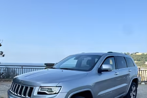 JEEP GRAND CHEROKEE OVERLAND NO SUPERBOLLO