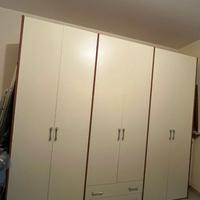 ARMADIO - CASSETTONE - COMODINI - SPECCHIO