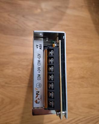 Alimentatore D-75C