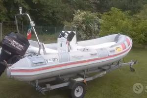 Gommone carrello motore