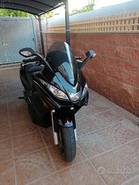 Aprilia srv 850 i.e