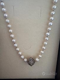 Collana perle e argento Affidato