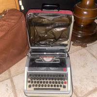 Olivetti Lettera 32 – macchina da scrivere vintage