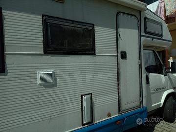 camper mansardato mobilvetta