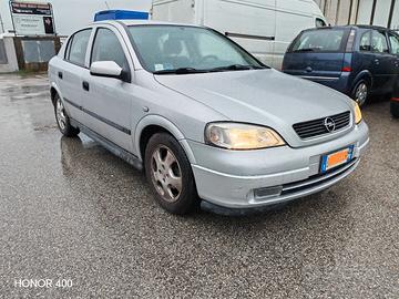 Opel Astra 1.6