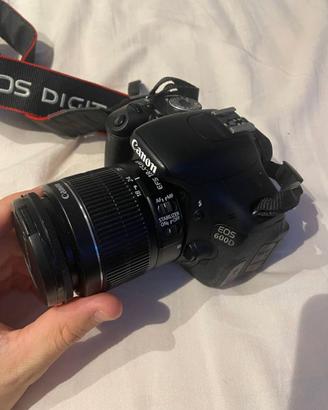 Kit Reflex Canon EOS 600D + 18-55mm + Tele 55-250m