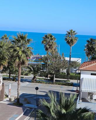 Appart.bilo, trilo fronte mare ad ALBA ADRIATICA