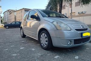 Citroen C2.