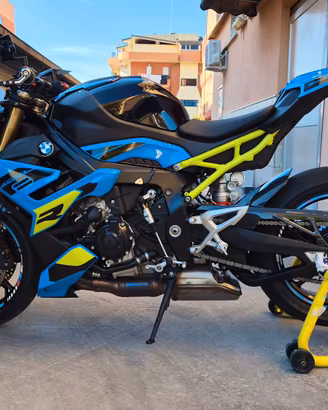 Bmw s1000r 2025
