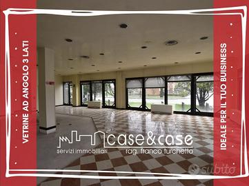 Tamai di Brugnera negozio con vetrine € 1.500 RIF.