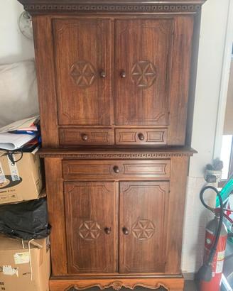 Mobile credenza