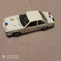 BMW 635 CSI Burago scala 1/24