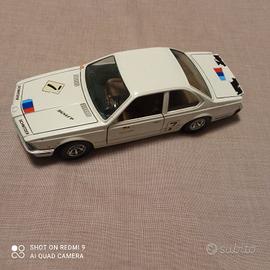 BMW 635 CSI Burago scala 1/24