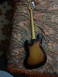 G&L Tribute JB 3-Tone Sunburst Basso Elettrico