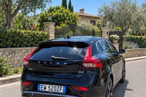 Volvo V40 D4 R Design Geatronic 190cv