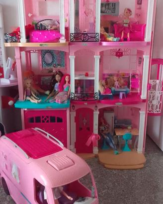 Casa di Barbie e camper